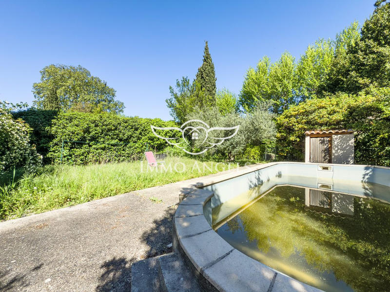 Maison - 204 m² - 5 pièces