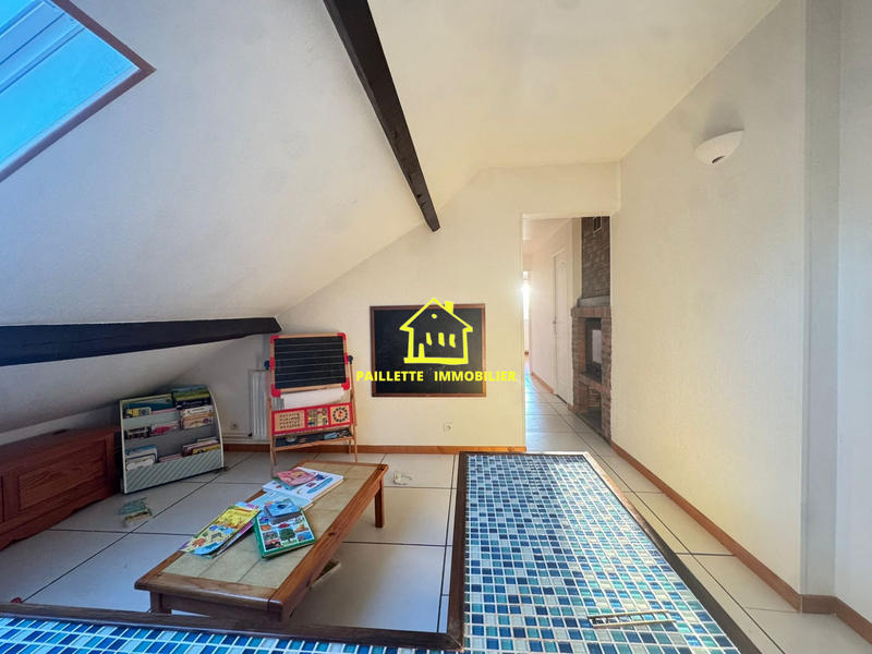 Maison - 274 m² - 6 pièces