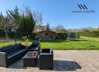 Maison traditionnelle - 109 m² - 6 pièces