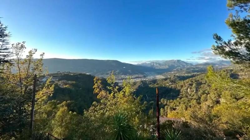 Villa - 169 m² - 6 pièces