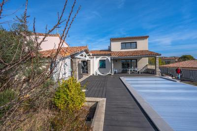 Maison - 94 m² - 5 pièces