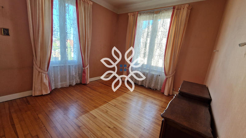 Maison - 149 m² - 6 pièces