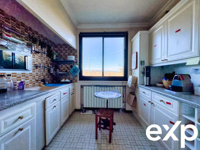 Maison - 203 m² - 7 pièces