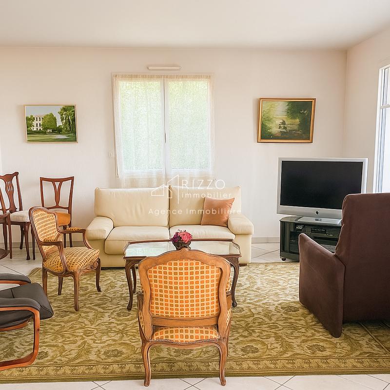 Appartement - 143 m² - 4 pièces