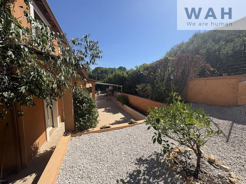 Villa - 152 m² - 6 pièces