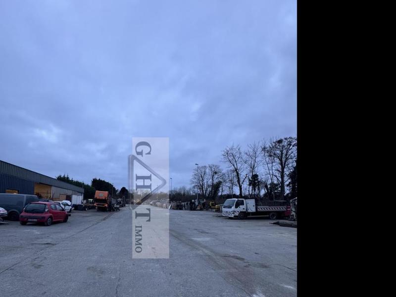 Terrain - 18 670 m²