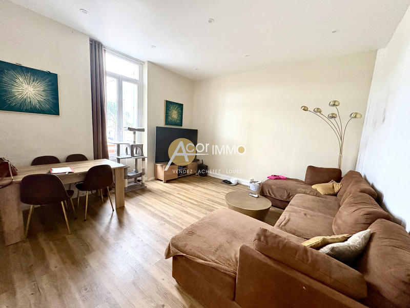 Appartement - 82 m² - 4 pièces