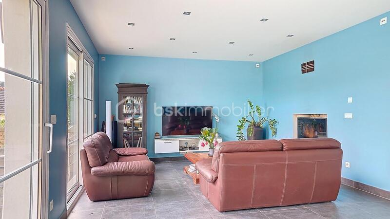 Maison - 171 m² - 7 pièces