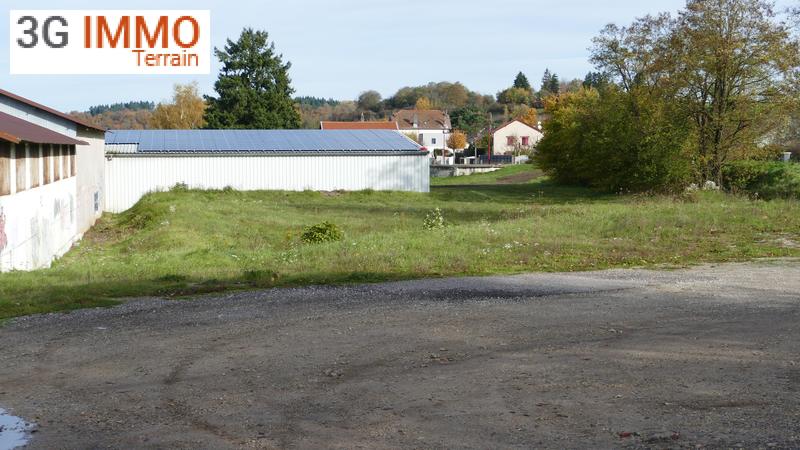 Terrain commercial - 2 017 m²