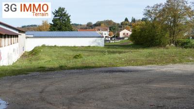 Terrain commercial - 2 017 m²