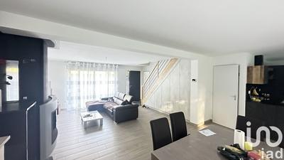 Maison - 122 m² - 5 pièces