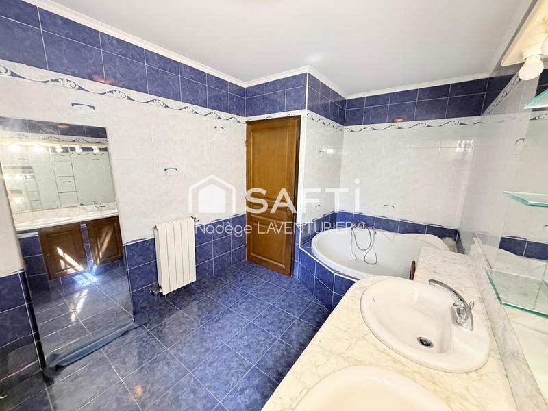 Maison - 165 m² - 5 pièces