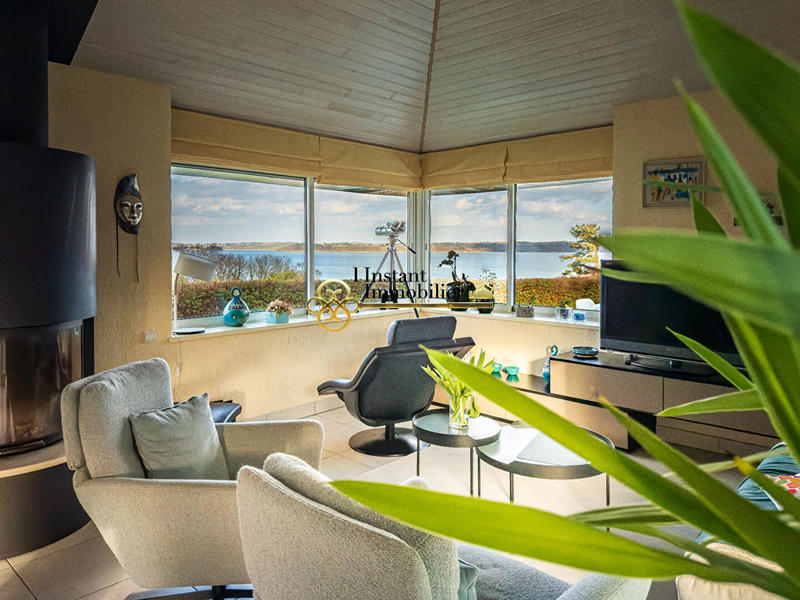 Demeure - 150 m² - 6 pièces