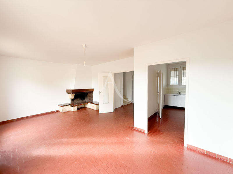 Maison - 86 m² - 4 pièces