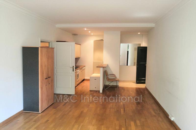 Local commercial - 77 m²