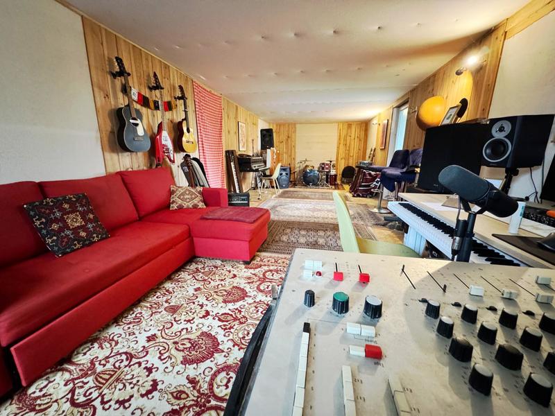 Maison - 130 m² - 6 pièces