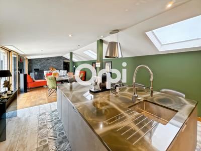 Maison - 102 m² - 3 pièces