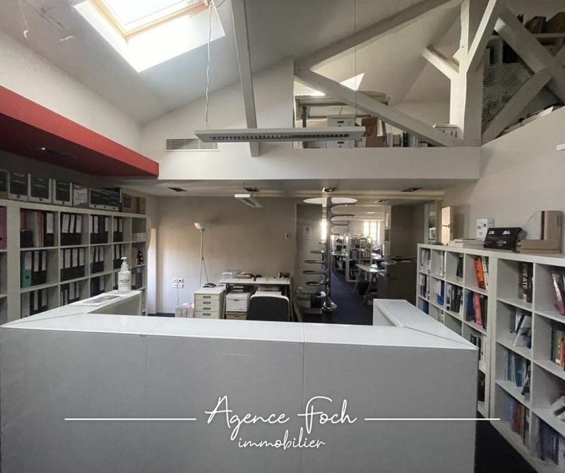 Appartement - 166 m² - 3 pièces