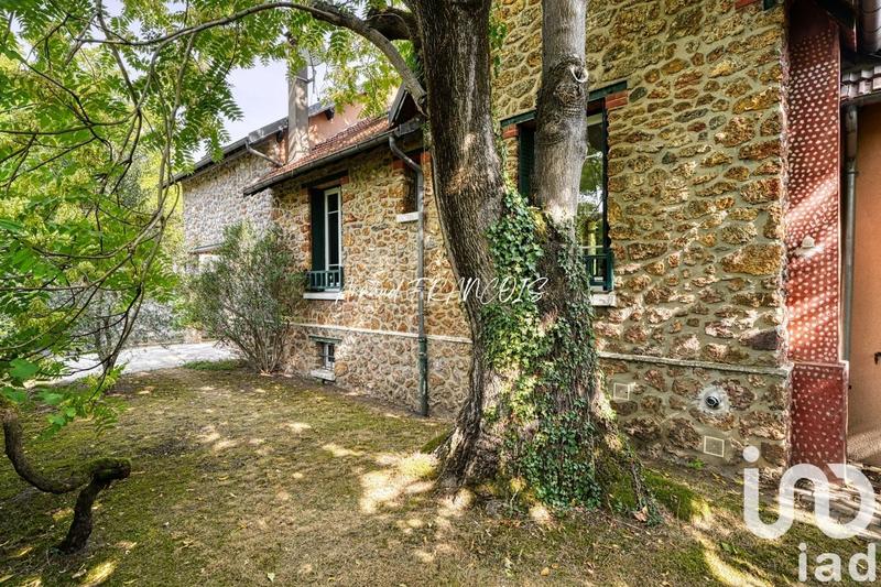 Maison - 184 m² - 9 pièces