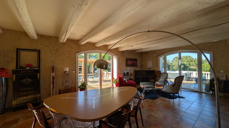 Villa - 151 m² - 5 pièces