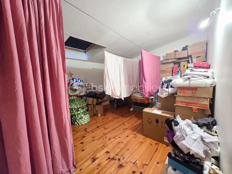 Maison de village - 260 m² - 7 pièces