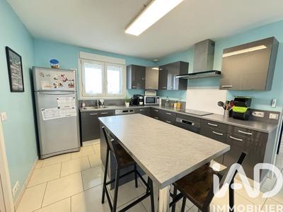 Maison - 136 m² - 7 pièces