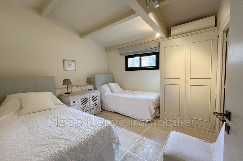 Maison - 186 m² - 6 pièces