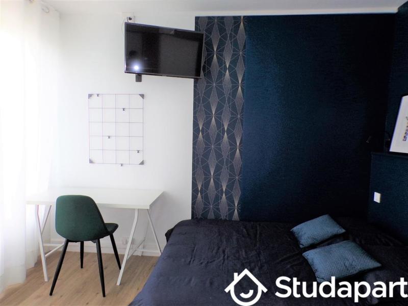 Chambre - 12 m² - 1 pièce