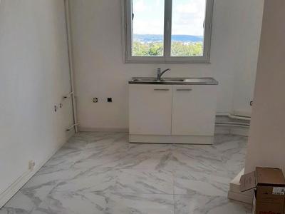 Appartement - 89 m² - 4 pièces