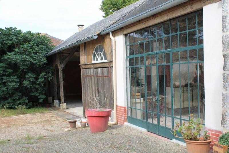 Propriété - 220 m² - 7 pièces