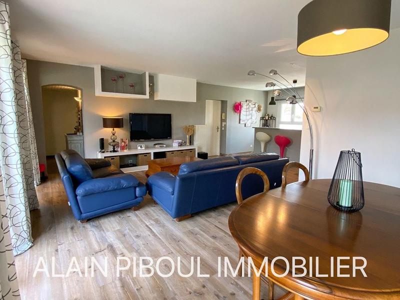 Maison traditionnelle - 136 m² - 5 pièces