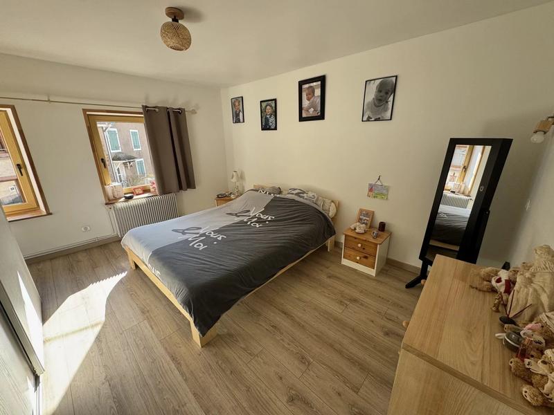 Maison - 188 m² - 10 pièces