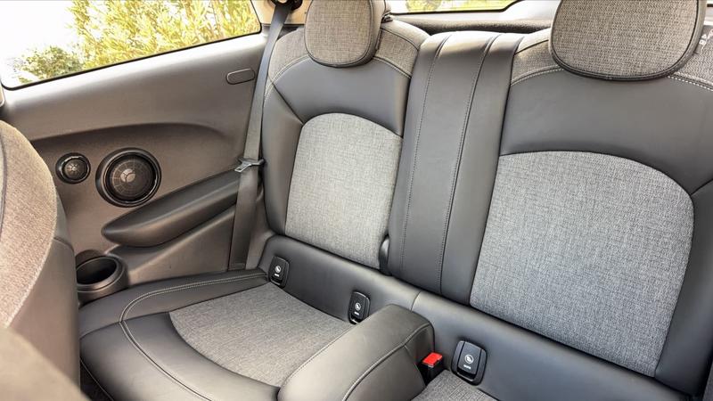 Mini Cooper III 1.5 136 Bva7 Blackfriards