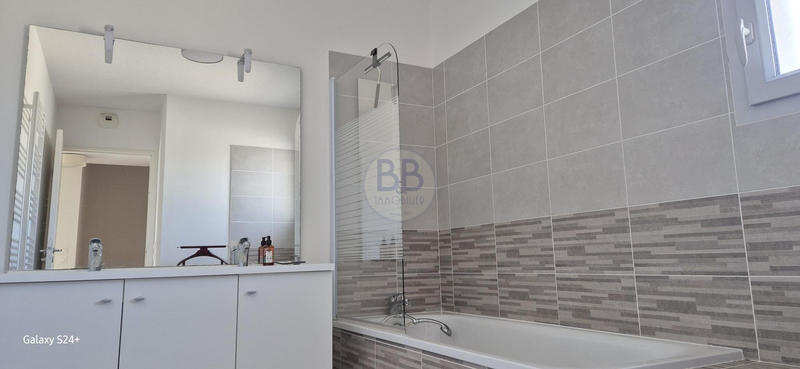 Villa - 82 m² - 4 pièces