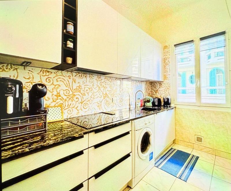 Appartement - 80 m² - 3 pièces