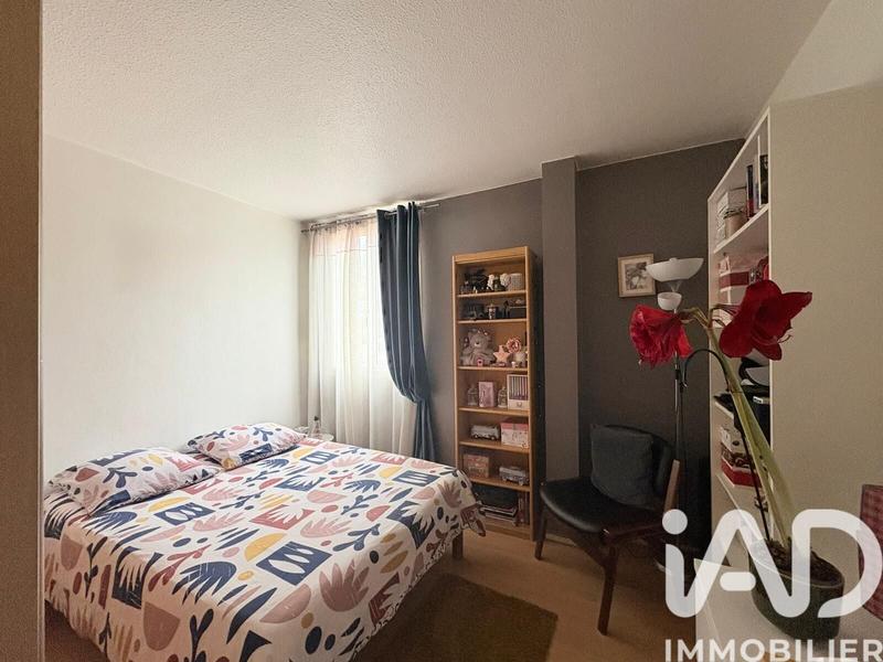 Appartement - 81 m² - 5 pièces