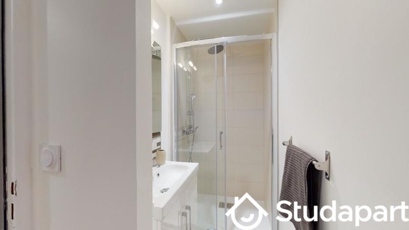 Chambre - 12 m² - 1 pièce