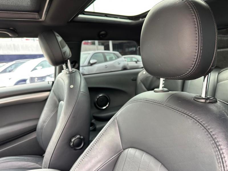 Mini Mini III (F56) 2.0 192 Cooper s Pack Red Hot Chili Bva