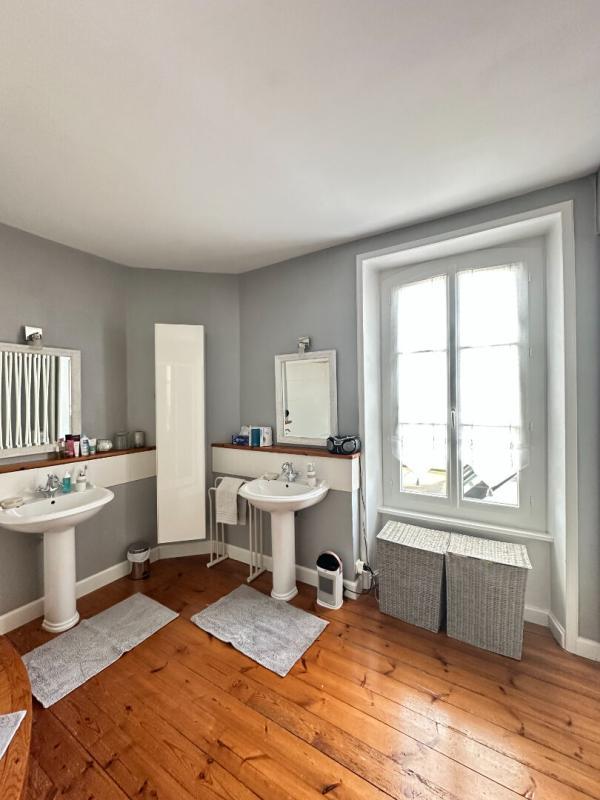 Maison de ville - 160 m² - 6 pièces