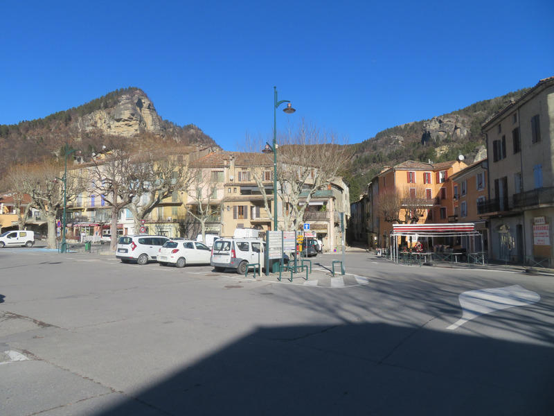 Fonds de commerce - 200 m²