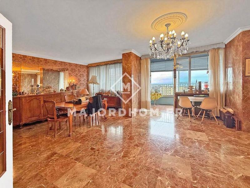 Appartement - 119 m² - 5 pièces