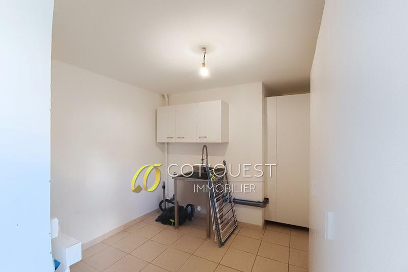 Appartement - 77 m² - 3 pièces