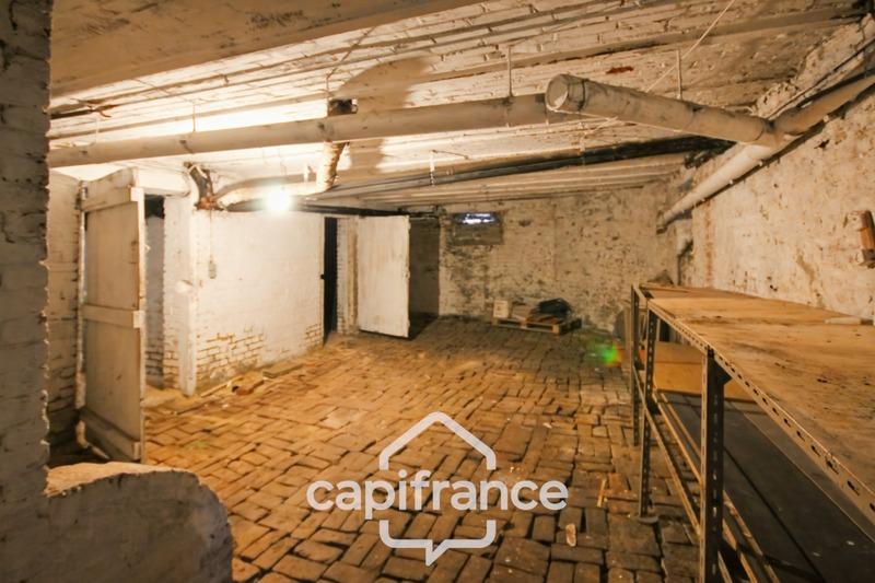 Maison - 207 m² - 8 pièces