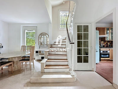 Maison ancienne - 275 m² - 8 pièces