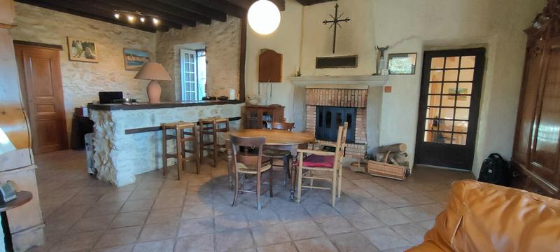 Maison - 142 m² - 4 pièces