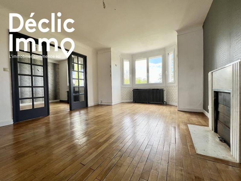 Maison - 199 m² - 9 pièces