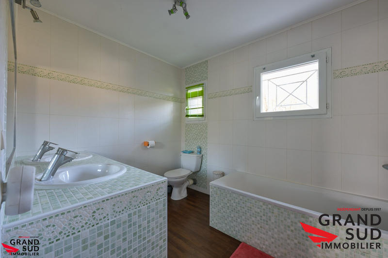 Maison - 168 m² - 6 pièces