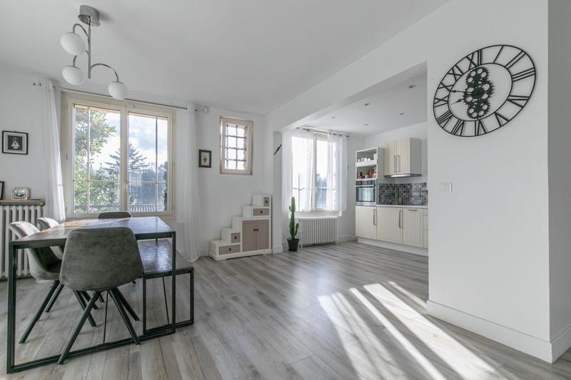 Maison - 130 m² - 6 pièces