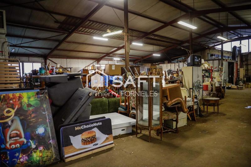 Local commercial - 1 500 m² - 15 pièces