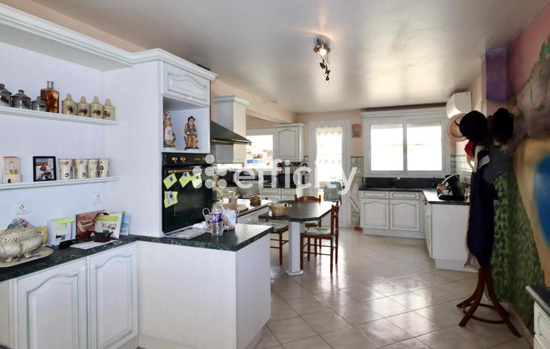 Maison - 154 m² - 6 pièces